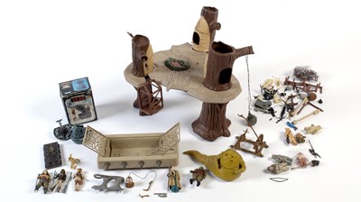 Lot 251 - Parts of Lucasfilm Ltd./Kenner Star Wars figures.