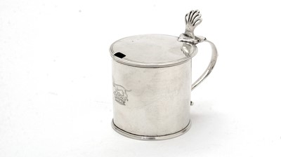 Lot 178 - A George III silver North Country provincial mustard pot.