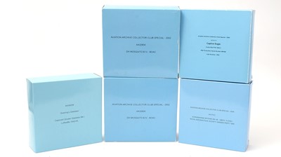 Lot 19 - A group of  five Aviation Archive Collector's Club Special and other scale model aircraft.
