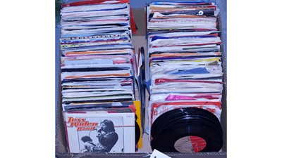 Lot 13 - Box of mixed 7" singles