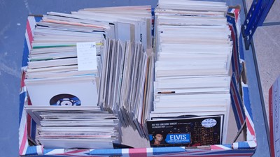 Lot 149 - A selection of 50s, 60s, and 70s singles.