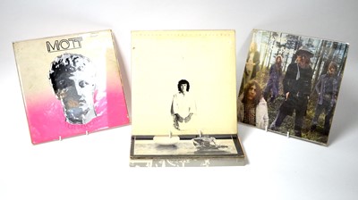 Lot 162 - 6 mixed LPs