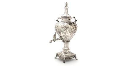 Lot 208 - A George III silver tea urn.