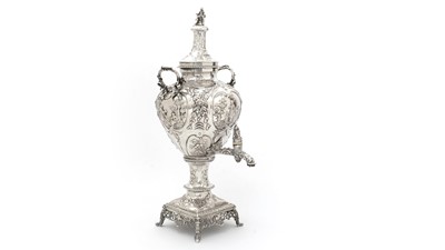 Lot 208 - A George III silver tea urn.