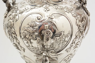 Lot 208 - A George III silver tea urn.