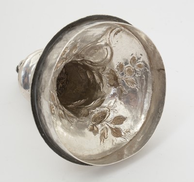 Lot 208 - A George III silver tea urn.