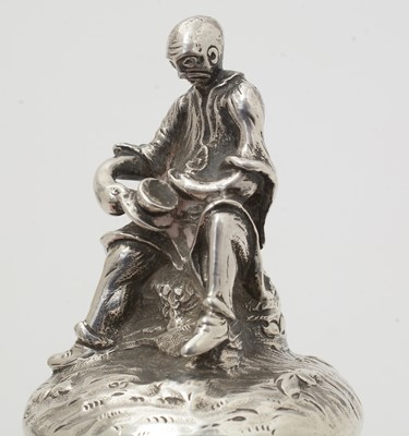 Lot 208 - A George III silver tea urn.