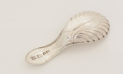 Lot 97 - A George IV silver Provincial caddy spoon.