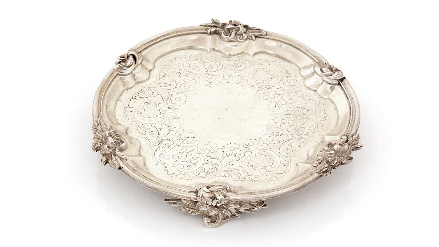 Lot 185 - A William IV silver waiter or small salver.