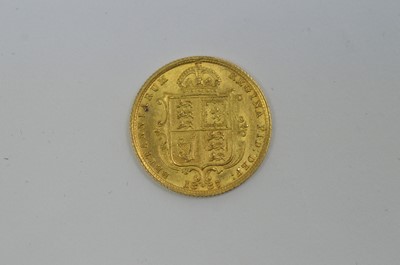 Lot 955 - Queen Victoria gold half sovereign, 1887, Jubilee bust and high shield back.