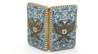 Lot 388 - An early 20th Century Russian silver-gilt and cloisonne enamelled cigarette case.