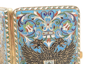 Lot 388 - An early 20th Century Russian silver-gilt and cloisonne enamelled cigarette case.