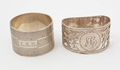 Lot 139 - A mixed lot of silver.