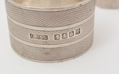 Lot 139 - A mixed lot of silver.
