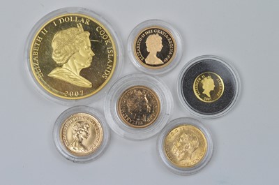 Lot 947 - Gold half sovereigns, and other coins