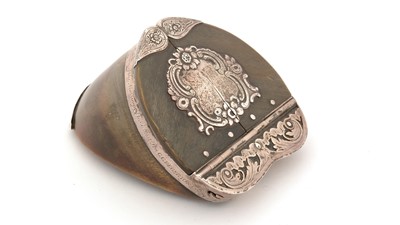 Lot 339 - An early Victorian silver-mounted red deer hoof snuff box.