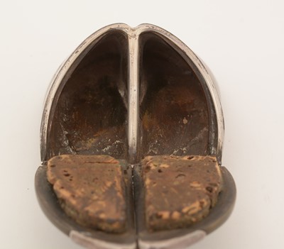 Lot 339 - An early Victorian silver-mounted red deer hoof snuff box.