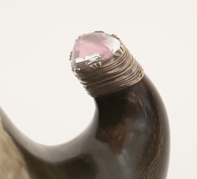 Lot 346 - An early 19th Century Scottish silver and gold-mounted horn snuff mull.