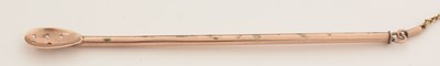 Lot 374 - A George III Scottish gold-mounted curly horn snuff mull.