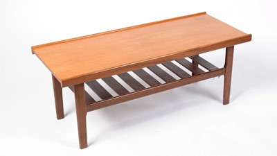 Lot 21 - A retro vintage mid 20th Century teak coffee table by Myer