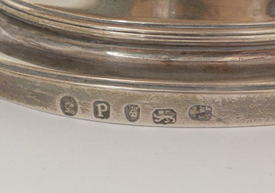 Lot 205 - A pair of George III silver sauce tureens and covers.