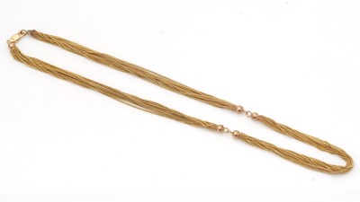 Lot 520 - A 9ct yellow gold necklace