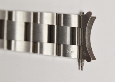 Lot 429 - Rolex Oyster Perpetual Date: a steel-cased automatic wristwatch