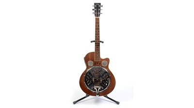 Lot 125 - Vintage resonator