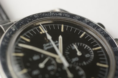 Lot 586 - Post-Moon Omega Speedmaster: a manual wind chronograph wristwatch