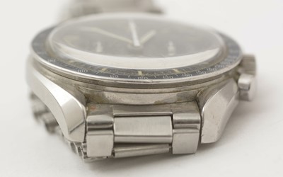 Lot 586 - Post-Moon Omega Speedmaster: a manual wind chronograph wristwatch