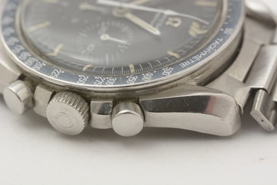 Lot 586 - Post-Moon Omega Speedmaster: a manual wind chronograph wristwatch