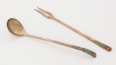 Lot 126 - A George V silver pickle fork and pickle spoon