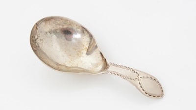 Lot 186 - A George III Irish silver caddy spoon