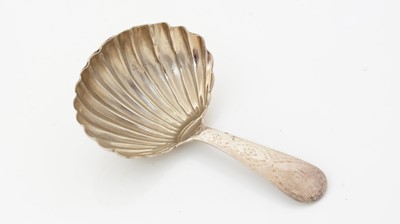 Lot 204 - A George III Scottish provincial silver caddy spoon