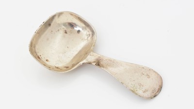 Lot 208 - An early Victorian silver Scottish provincial caddy spoon
