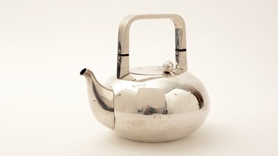 Lot 25 - An Elizabeth II silver handmade teapot