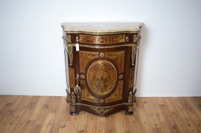 Lot 58 - A decorative 20th Century French faux marble top boulle serpentine cabinet