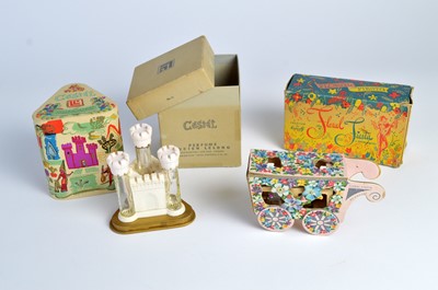 Lot 160 - Early 1940s novelty perfume presentations aimed at the "teen-age" market