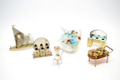 Lot 173 - 1940s novelty miniature tinplate fragrance presentations