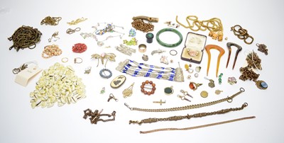 Lot 127 - A selection of jewellery