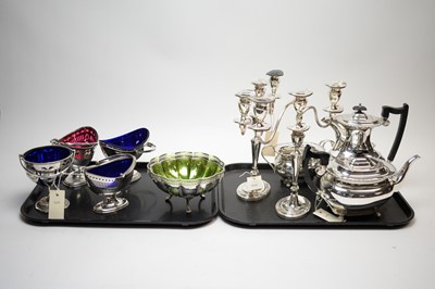 Lot 312 - A selection of silver plated wares incl. comport, pedestal salt cellars and other items