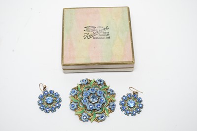 Lot 24 - A 1930s Czechoslovakian forget-me-not demi-parure