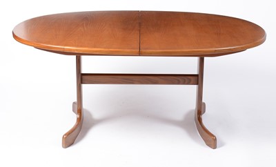 Lot 91 - G Plan -Victor B Wilkins -  Fresco - a retro vintage circa 1960s extendable dining table and chairs