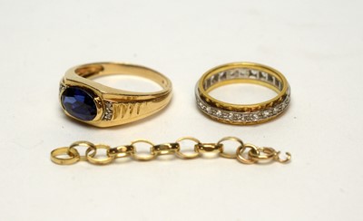 Lot 131 - Two gold rings
