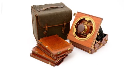 Lot 165 - An early 20th Century Adams & Co "Club" field Camera