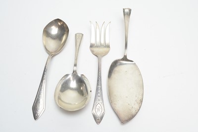Lot 235 - A selection of American silverware