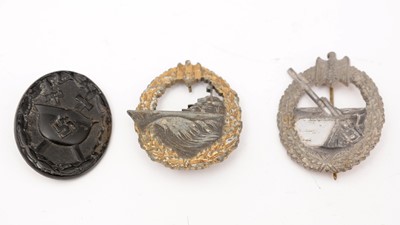 Lot 199 - Three German WWII badges
