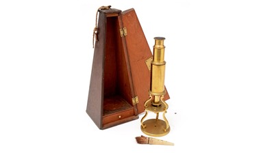 Lot 188 - An early 19th Century Culpeper type monocular microscope, by William Harris, Cornhill