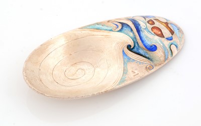 Lot 271 - A contemporary silver caddy spoon