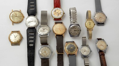 Lot 113 - A selection of manual wind wristwatches